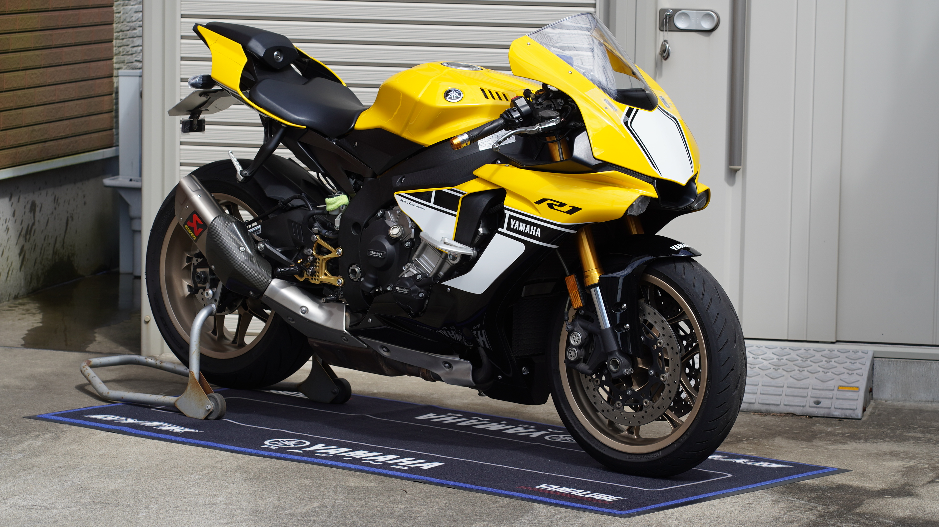 JETPRIME ヤマハYZF-R1 2015/2019用ストリートバージョン左