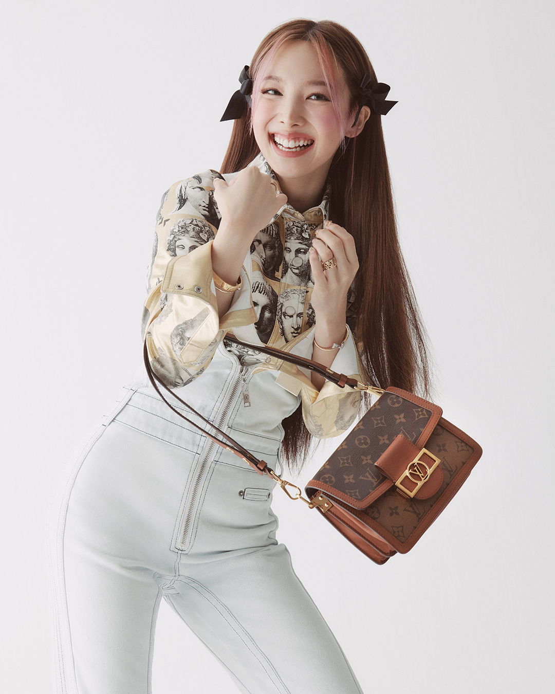 Louis Vuitton on X: A beacon of sunshine. As captured in @WKorea,  @JYPETWICE K-Pop singer #Nayeon wears a dress from #LouisVuitton's Summer  2021 Collection by @TWNGhesquiere. #LVEditorials  /  X