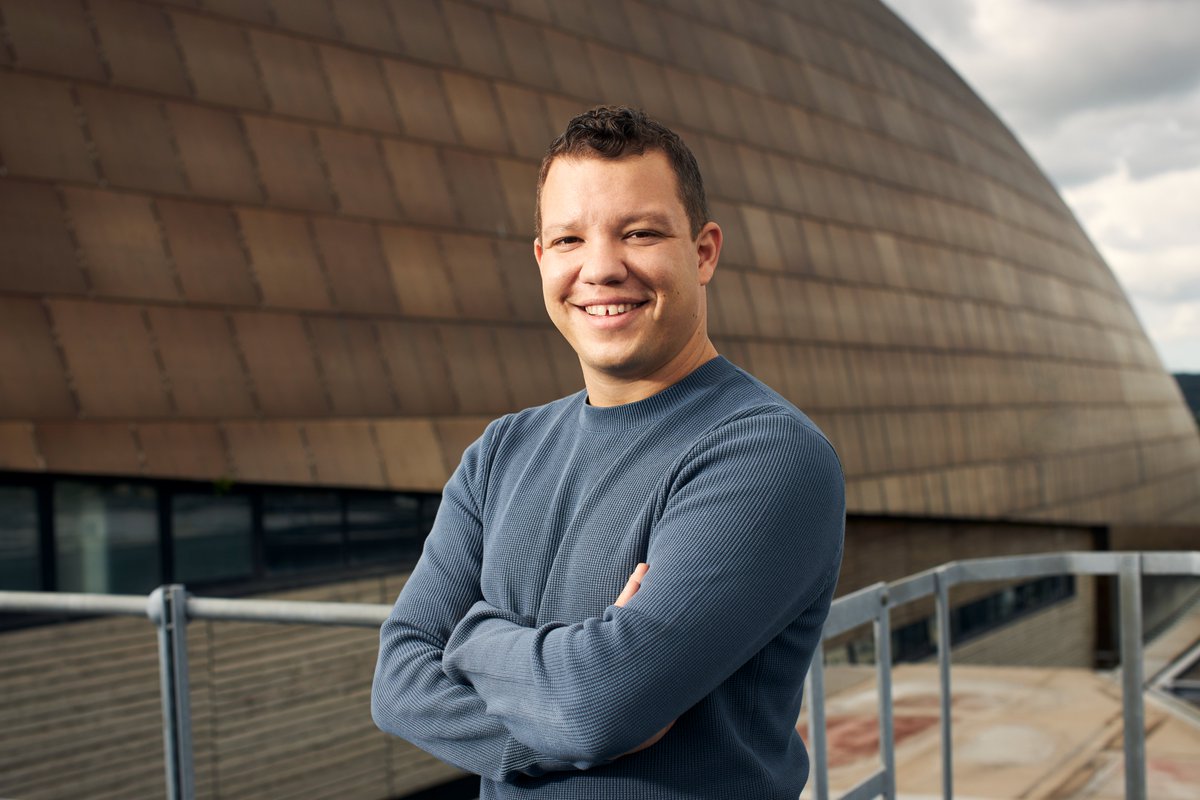 BBCNOW's tweet photo. Have you heard the news? 🤩

Our Principal Conductor, Ryan Bancroft, has been shortlisted for a @RoyalPhilSoc Award!

Congratulations Ryan! 🎉

Find out more here ➡️ https://t.co/JJC0l030hy

#RPSAwards #conductor @BBCRadio3 @BBCWales https://t.co/47kCE1N3gn