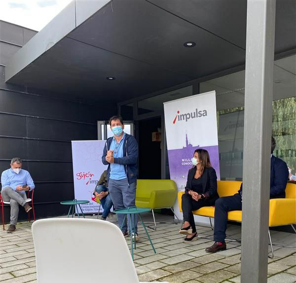 CODEPAsturias's tweet photo. El presidente del @CODEPAsturias, @esgosu, presentó en @GijonImpulsa el proyecto del #Cuidalab, laboratorio del cuidado, que se dedicará a la incentivación y desarrollo de proyectos de innovación relacionados con la salud, los cuidados y la enfermería. https://t.co/T4ejd4ExbU