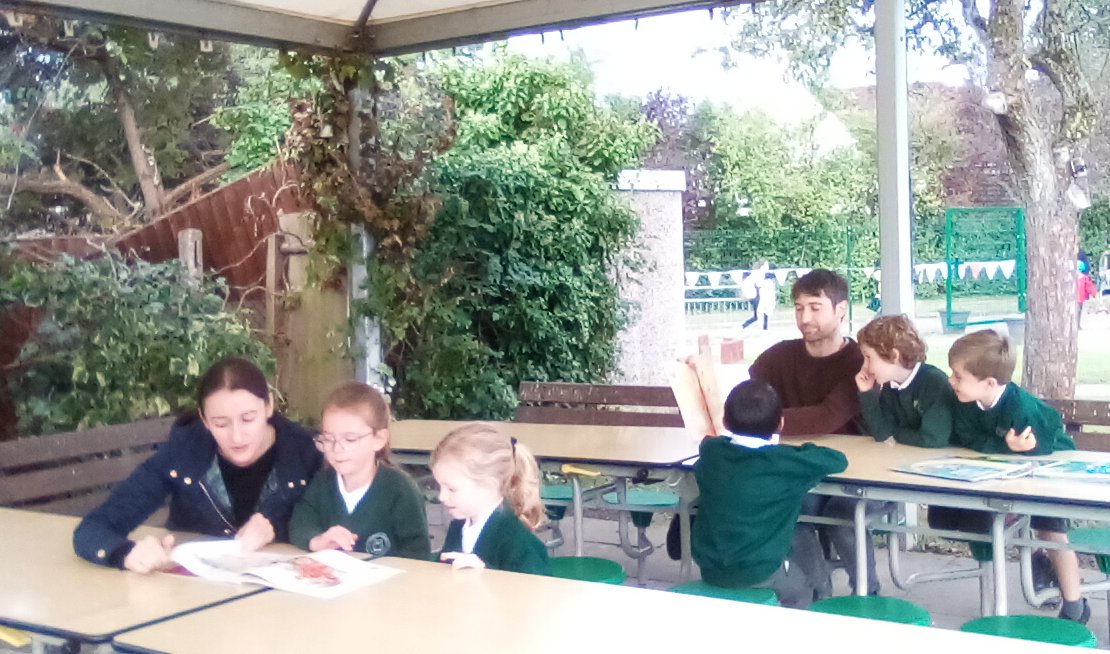 BrometPrimary's tweet photo. Reading Morning is back! Slightly different but a very successful session. Thank you to all the parents who joined us! https://t.co/8ezJ5C5RnE
