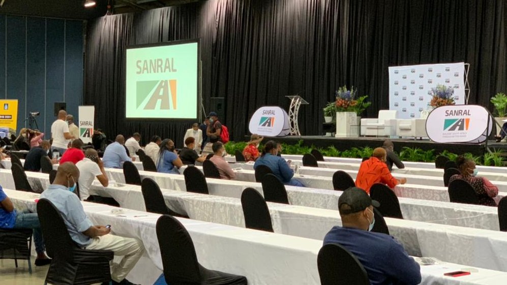 SANRAL_za's tweet photo. #MoUPartners #eThekwini | Today you are welcome to join us for the eThekwini Metropolitan Stakeholder’s Engagement event.
We will be live streaming on Facebook: https://t.co/I6nV3K8vOa https://t.co/OOR0Ciia8k