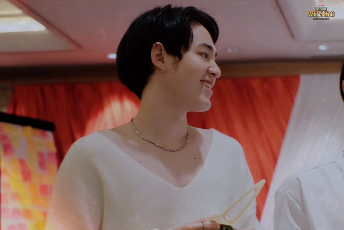 BesidewithKad's tweet photo. 20210403 BeMyBonus 2rd Birthday Fanmeeting
💬 รอยยิ้มของเธอแค่ครั้งเดียว
ทำฉันให้ลืมเรื่องราวที่ผ่านเข้ามา~~
#BeMyBonus
#กาดไม่ใช่การ์ด
#BesidewithKad https://t.co/pezDVZN7eL