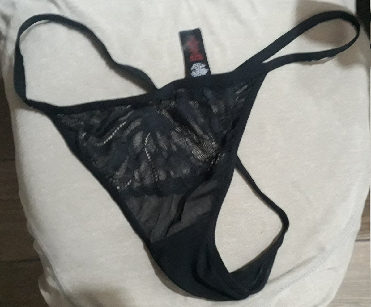 muneca_sexy's tweet photo. Cual les gustaria que usara mañana y dejarle mi rico aroma? https://t.co/4QAYqjhpRK