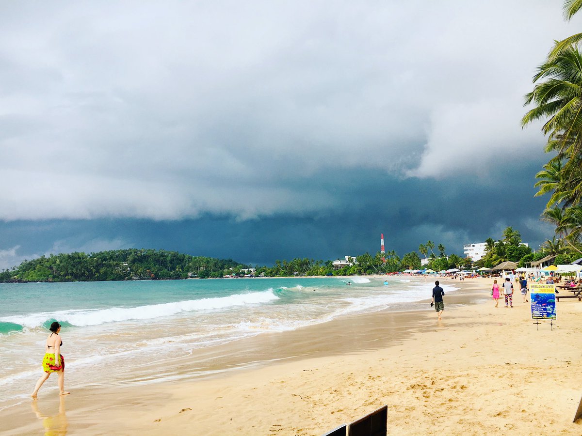ROYALTmirissa's tweet photo. Before the global epidemic 😷 mirissa beach Sri Lanka 🇱🇰 number one down south beach 🏖 tourist attraction place 👍 #thingstodo #travel #site @ROYALTmirissa #mirissabeach #whalewatching #beachParty #surfing #backpacker #roundtour #sunsetlovers #yogapractice #snorkeling #diving ♻️ https://t.co/nXtouC1r1B
