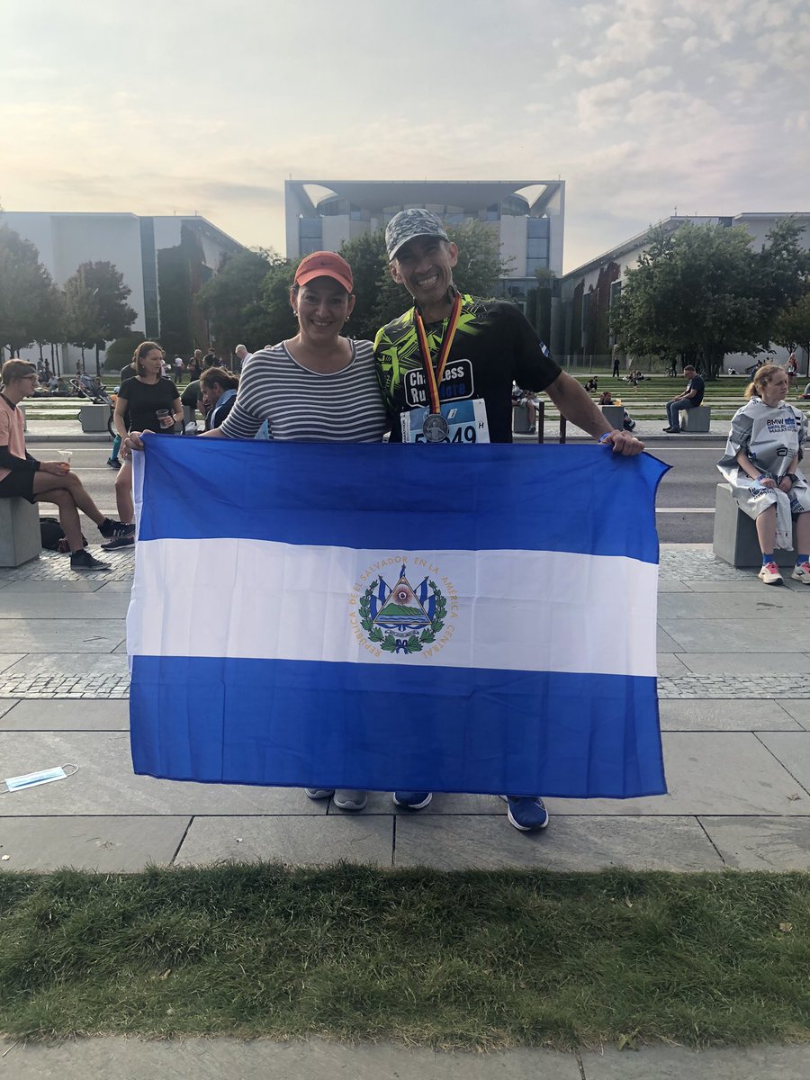 13marv's tweet photo. Si se pudo #BMWBM2021 #Berlin42 #RunForJoy #ReStartRunning @berlinmarathon https://t.co/MXKyFAxi0c