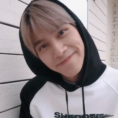 _huangism's tweet photo. ✨ PH 🇵🇭 HENDERY BIRTHDAY GIVEAWAY ✨

🐎 2 winners: 50 pesos gcash
🐎 rt and like!
🐎 reply with tags!
🐎 ends after his weibo birthday live later (starts at 17:00 cst)

#HAPPYHENDERYDAY
#CharmingPrinceHenderyDay
#앞으로도_헨드리랑_같은_달을_볼게
#生日快乐0928黄冠亨 https://t.co/Jyro9LW6rN