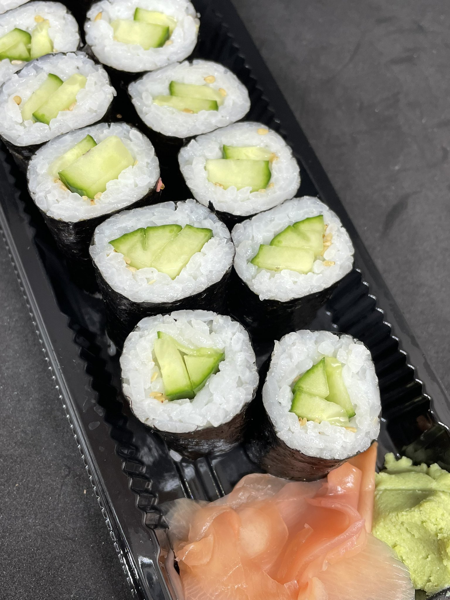 Slepen elegant Motivatie Chef Jay on Twitter: "It's Meatless Monday! At least it's Not Carb-less  Monday… Kappa Maki (Cucumber Roll) from Yama Seafood in San Gabriel # kappamaki #sushi #yamaseafood #sangabriel #inthe626 #meatlessmonday  https://t.co/gumvGM2JoZ" / Twitter