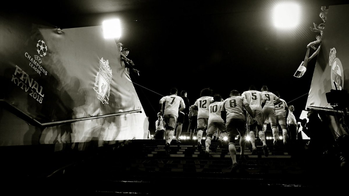 bernabeu_108's tweet photo. The Real Madrid shirt is white . It can stain of mud , sweat and even of blood , but never of shame .
                       - Santiago Bernabeu.
#RealMadrid #HalaMadrid https://t.co/n8fds8awwJ