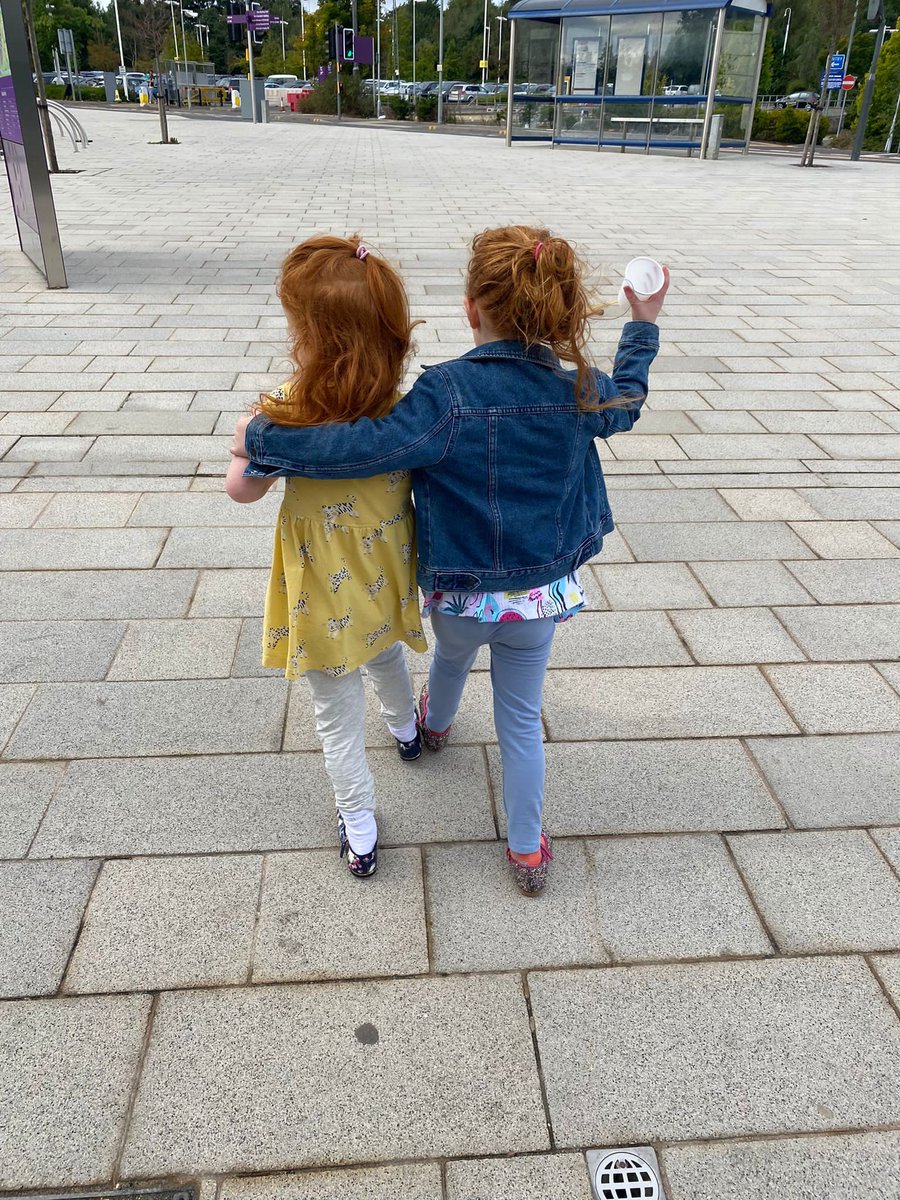 Out of ‘hostipal’ 🏥 

Lots to catch up on ❤️