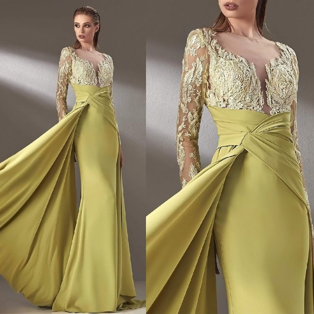 Always be the #theBELLoftheball Miss #AnyaTaylorJoy. Find her #Emmy2021 gown-inspiration at Couture Candy shop by MNM Couture.
.
.
#mnmcouture #sellingpromdress #luxurydress #luxury #promdressonline #losanglese #nyf #new #newcollections #texas #vegas