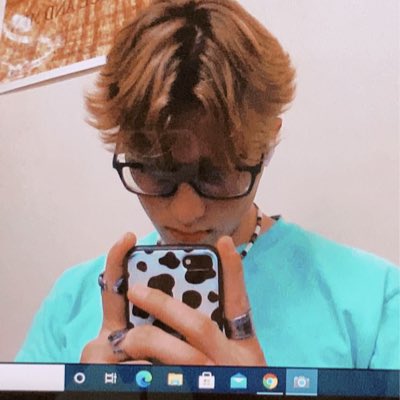17strangers's tweet photo. new me. https://t.co/CnxUEAZAcE
