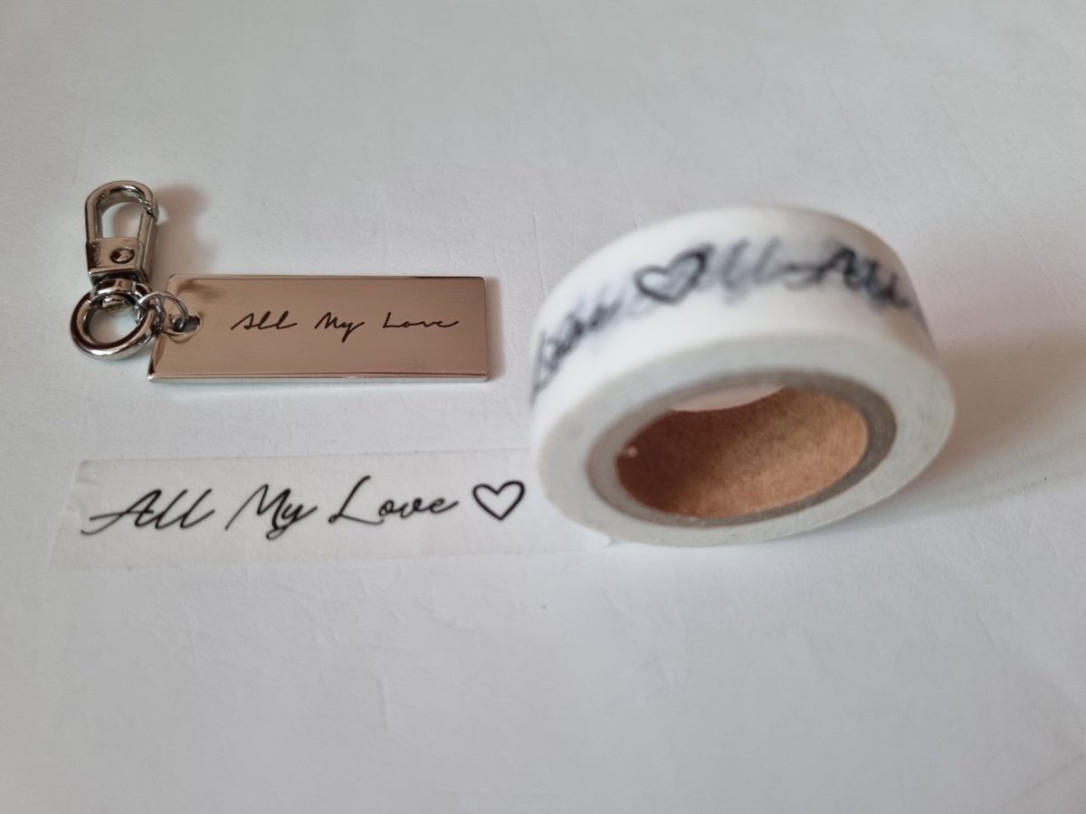 💙 배우님 데뷔 10주년 기념 나눔 💙

바쁜 현생으로 조금 늦은 나눔합니다ㅠㅠ
전에 하려던 나눔이 늦어졌어요..
사진으로 공지 확인 후 참여 부탁드립니다!