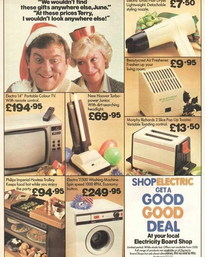 SeasonDeeper's tweet photo. Check out that hostess trolley! https://t.co/RlA6Gjwf42