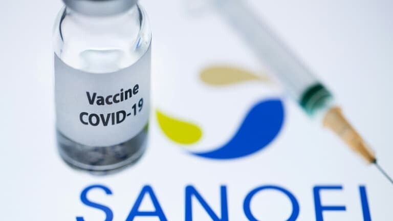 BFMTV's tweet photo. 🔴 Sanofi abandonne son vaccin à ARN messager contre le Covid
https://t.co/tKl6R48P2B https://t.co/gEnY3nS8VP