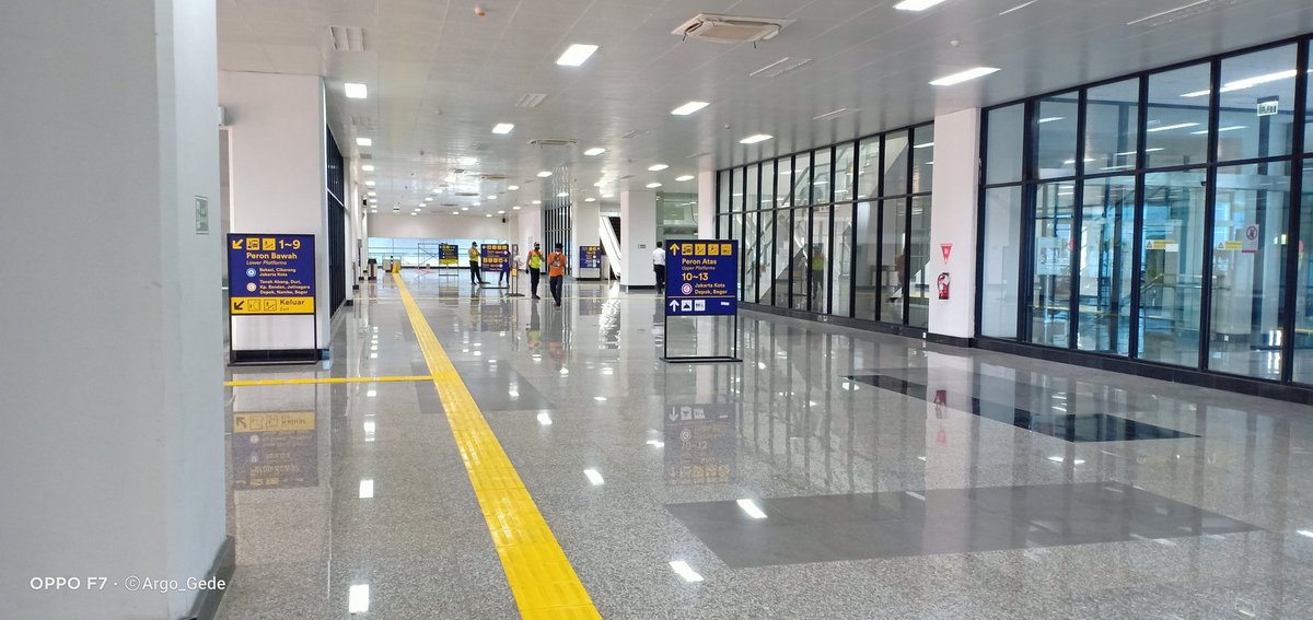 Ranggajati_'s tweet photo. Manggarai baru / 新しいマンガライ駅 https://t.co/FqVQOG62f4