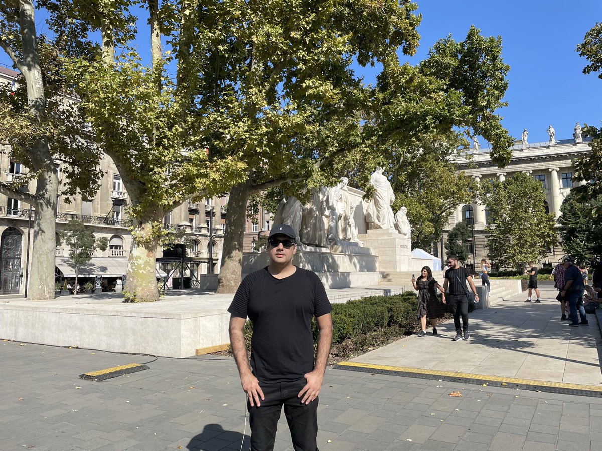 AtifChaudhryPti's tweet photo. Europe tour day 3 , Budapest Hungry
#10daysadventure  #4countries #7cities #vienna #solvakia #hungry #germany https://t.co/nIK4voPpUT