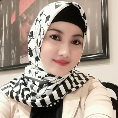 Irani3Sex's tweet photo. #NewProfilePic https://t.co/gYQX7XDm4s