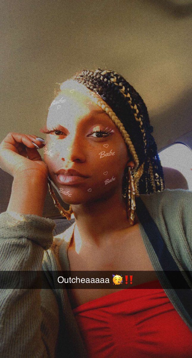 _Savyonce's tweet photo. Y’all go follow me 🥳 https://t.co/vgsDS4jWtB