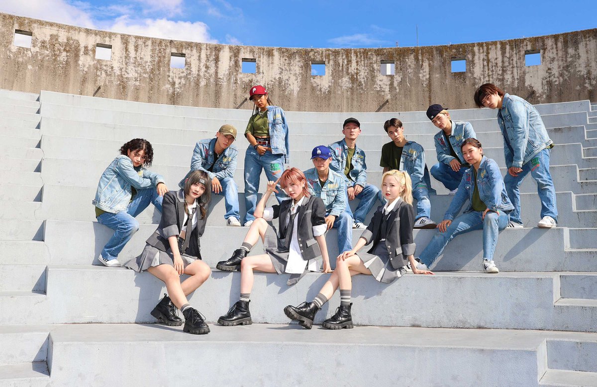 legit_cyber's tweet photo. ／
#AKB48 ( @akb48 )
×
#CyberAgentLegit
「 #根も葉もRumor 」
コラボダンス動画公開！📺
＼

#岡田奈々 さん ( @okadanana_1107  )
#本田仁美 さん ( @hnd_htm__1006  )
#横山結衣 さん ( @_yokoyuichan_  )

🔗https://t.co/Js7d7vvGAi https://t.co/7NtOXzdsq6