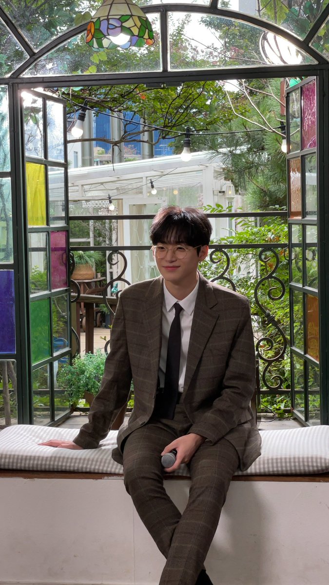 ًJungmo. tweet media