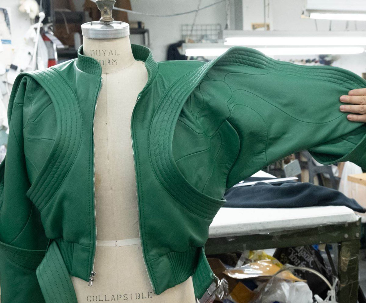 WTPworldleather's tweet photo. ‘Real Leather, Stay Different’ international winner announced.
https://t.co/evZYKamEYG
#leather #leathernews @_Real_leather_ #LHCA #slowfashion #fitnyc #fashioninstituteoftechnology #bacterialgenetics #NYC https://t.co/v3CnDCmnab