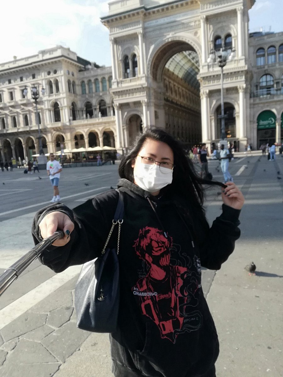 ImEryFlower's tweet photo. I'm back home so I'm finally able to post these ** Greetings from Italy🇮🇹 and Switzerland🇨🇭 bossman 💚
#corpsehusband #corpsearoundtheworld #corpsetwt https://t.co/HnyEULTJ3D