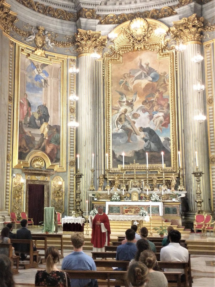 "I will be favorable to you in Rome," were the words that Ignatius of Loyola received in a fall 1537 vision. During the #JFRC Mass of the Holy Spirit, Fr. David McCallum, SJ, pointed to the relevance of those words and invited students to make the most out of their semester!