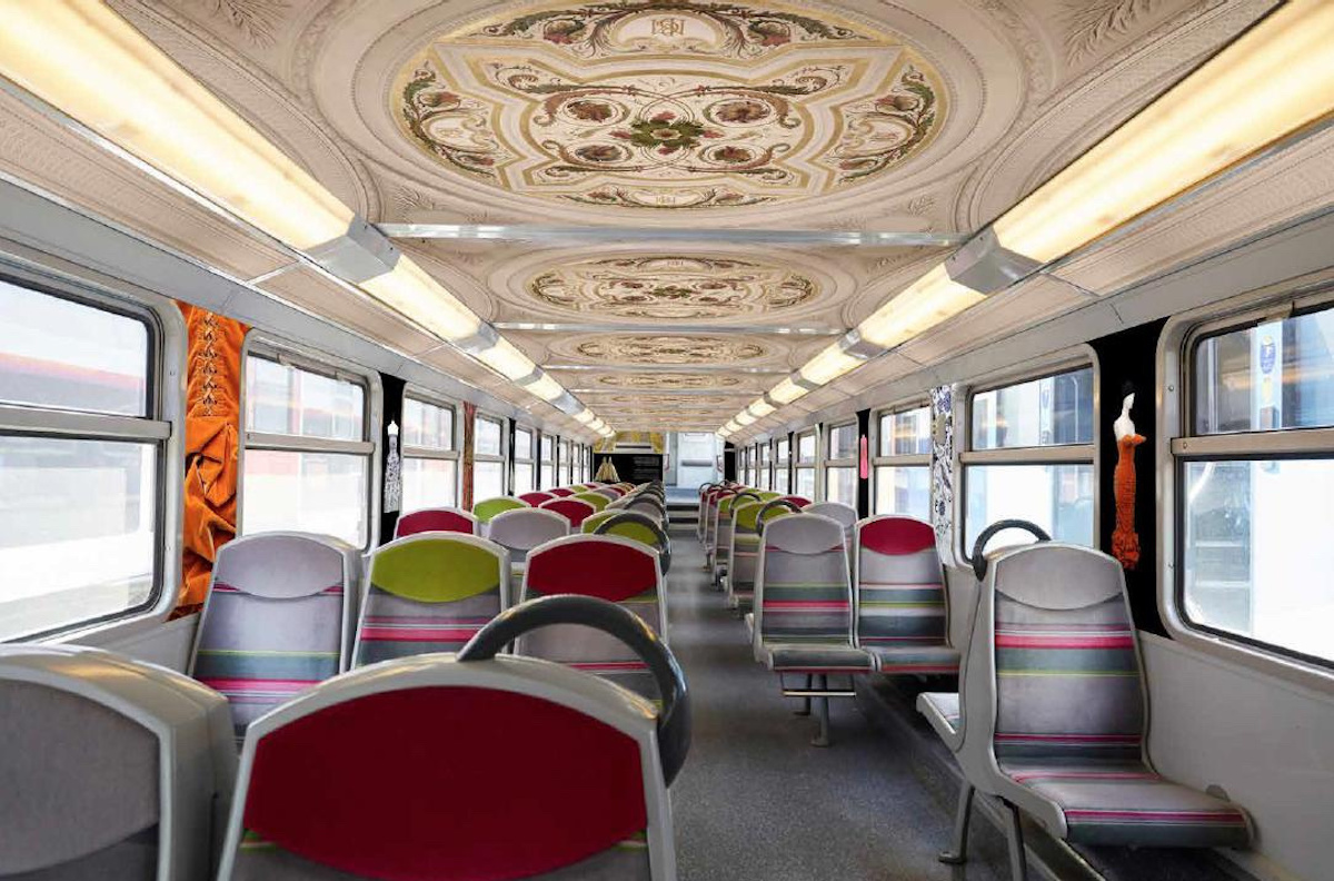 creapills's tweet image. À Paris, la ligne C du RER est décorée avec des œuvres de musées parisiens

Plus d’infos : bit.ly/39ItoVL
