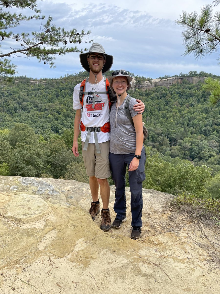 WesselsAustin's tweet photo. Last weekend was fun at the gorge with @rngilligan https://t.co/Y8cpW6jC8s
