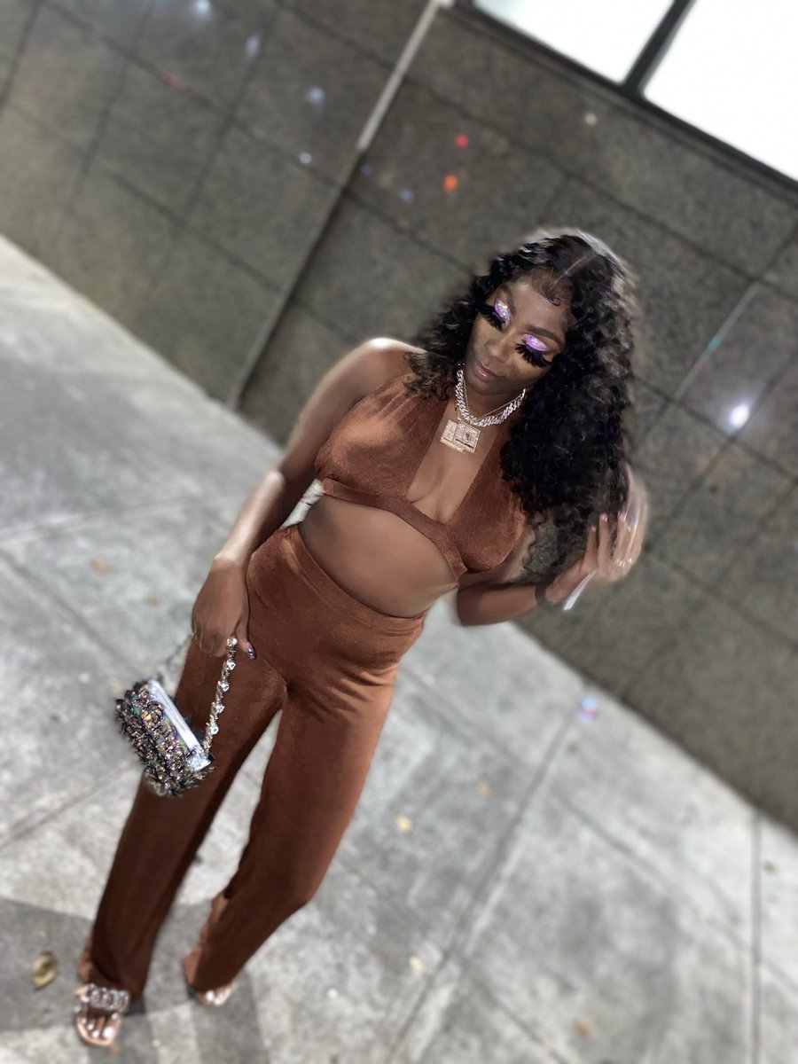 ts_avy's tweet photo. Just a little chocolate π« pretty girl thread ππΆπβ€οΈ #GenshinImpact #darkskinbeauty #cali #lgbtq #bF #tsavy #trvpstvrlifestyle https://t.co/QCMz9L9hyD