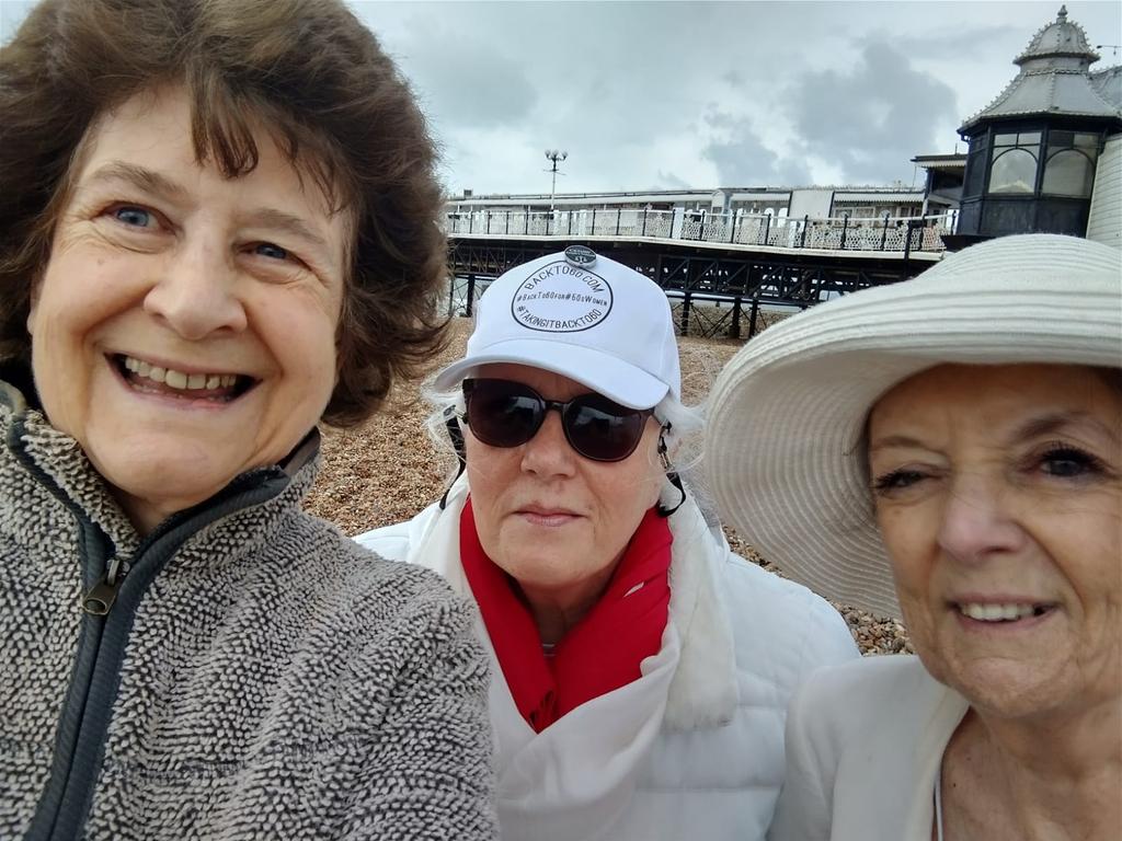 2020Comms's tweet photo. Checkout #IndependentDiplomats #LAB21 supporting #WomensBillOfRights
Watch here https://t.co/qQGX18kCB5
#Salute #Caerphilly #Unison and @unisontheunion
and @neilpringle https://t.co/d5j7b3tMc9