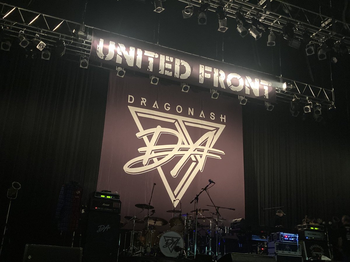 kz_da10feet's tweet photo. 串カツ
↓
カレー
↓
麻雀
↓
ライブ

お酒が飲めない以外はなかなか満喫した大阪ぶらり旅やった✌️

#てんぐ
#カシミール
#Arule
#DragonAsh https://t.co/lPMLOONuJq