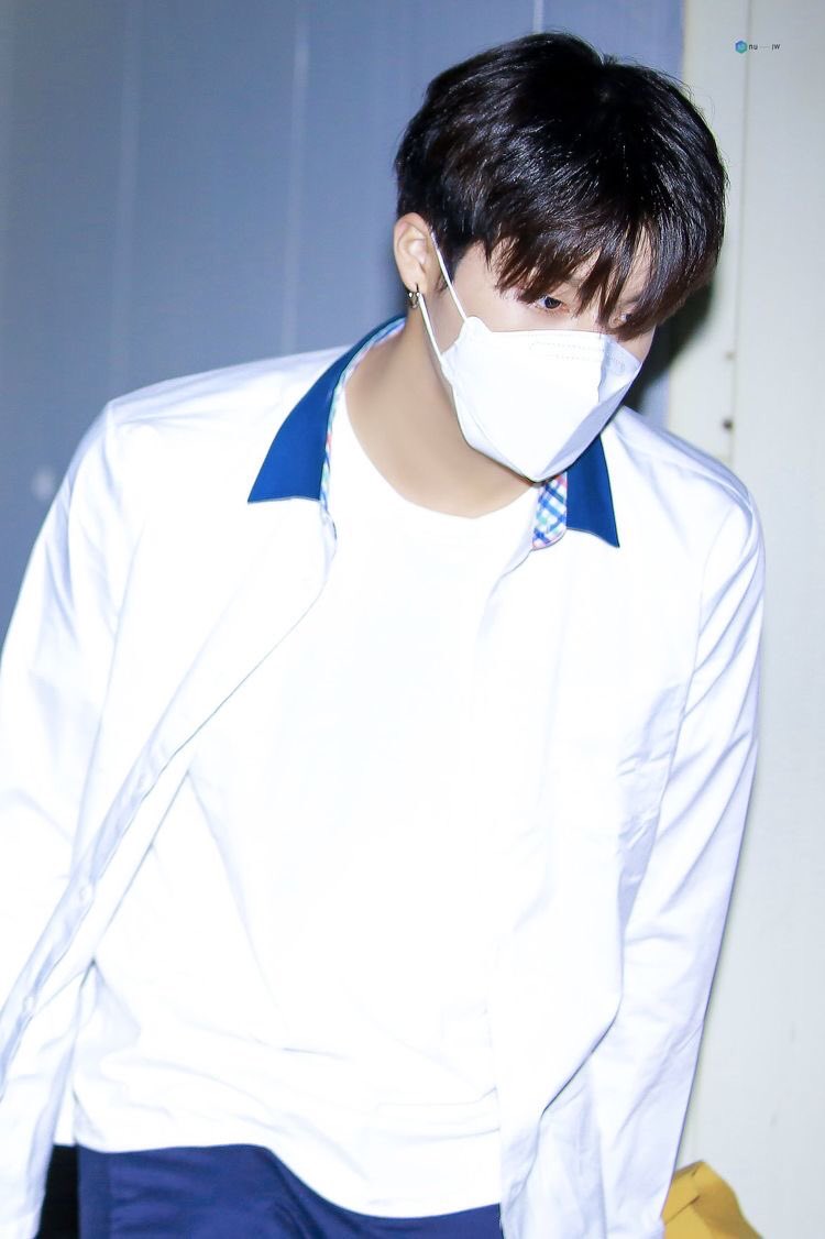 yunniversh's tweet image. • favorite crime •

“well, I hope I was your favorite crime” 
j.eongwoo x oc au 🦋