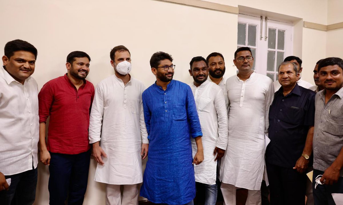 INCIndia's tweet image. Shri @RahulGandhi with Shri @jigneshmevani80 &amp;amp; Shri @kanhaiyakumar at the AICC headquarters.

Our ancestors fought fearlessly to save the idea of India. We will stand together - united &amp;amp; fearless - to do the same.