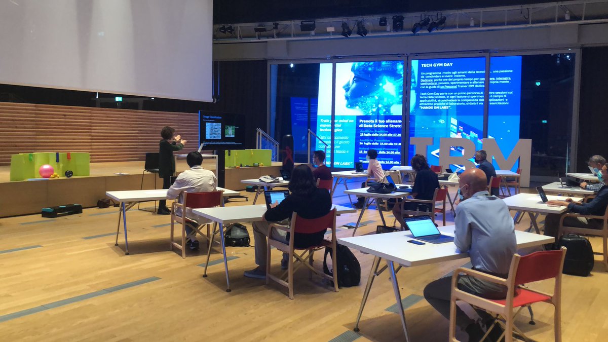 S_Carioni's tweet photo. Partito l'ultimo appuntamento dei #TechGymDay dedicato alla #DataScience presso gli #IBMStudios
Oggi parleremo di riconoscimento immagini con i nostri personal trainers Eleonora Picca e Marco d'Angelo. Stay tuned a breve annunceremo le prossime sessioni
https://t.co/amxMamj5LX https://t.co/60wJ76Bmeq