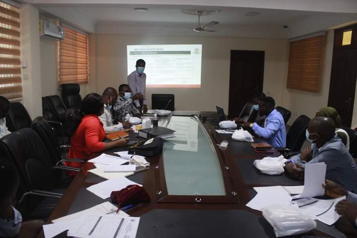 ghana_mofad's tweet photo. To strengthen  the performance of staff of MoFAD, the HRMD in collaboration with OHCS has organized a one-day workshop on Staff Performance Appraisal Instrument.
#mofadstaff
#ohcs https://t.co/X6271PXfgN