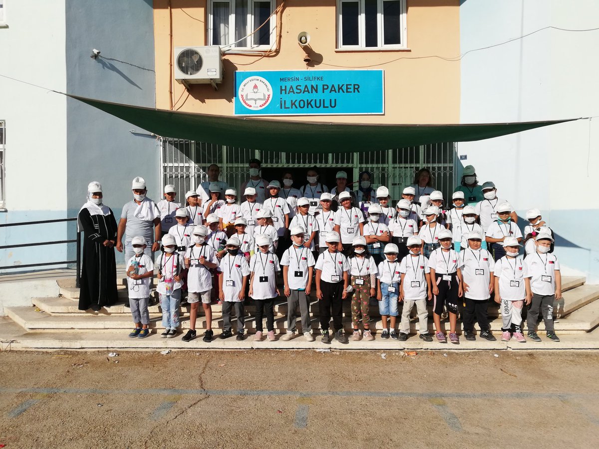 Piktes kapsamında Sosyal Uyum Projesi Etkinliklerimizi Silifke Pozitifköy de gerçekleştirdik. Katkı veren, emek veren herkese teşekkürler. <a href="/MersinMEM/">Mersin İl Millî Eğitim Müdürlüğü</a> <a href="/AdemKoca46/">Adem Koca</a> <a href="/mustafa33sezgin/">Mustafa sezgin</a> <a href="/MikailEREN33/">Mikail EREN</a> <a href="/SilifkeArGe/">Silifke Mem</a> <a href="/uzunaysegulll/">Ayşegül UZUN</a>