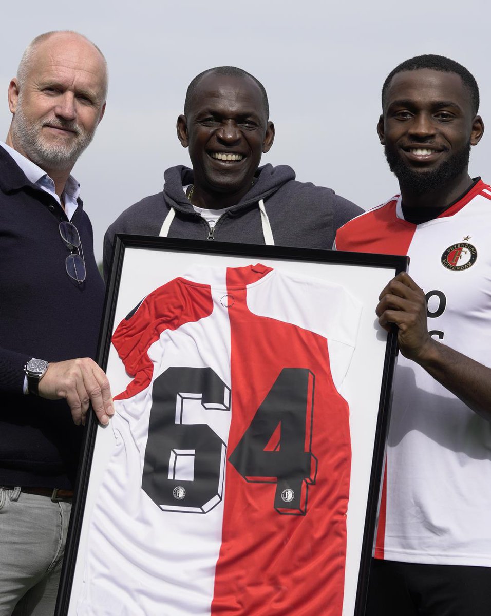 Congrats to Junior Obiku, who broke the record of all time topscorer of Feyenoord's amateur team on Saturday. The son of former Feyenoord striker Mike Obiku scored his 64th goal for the amateurs.