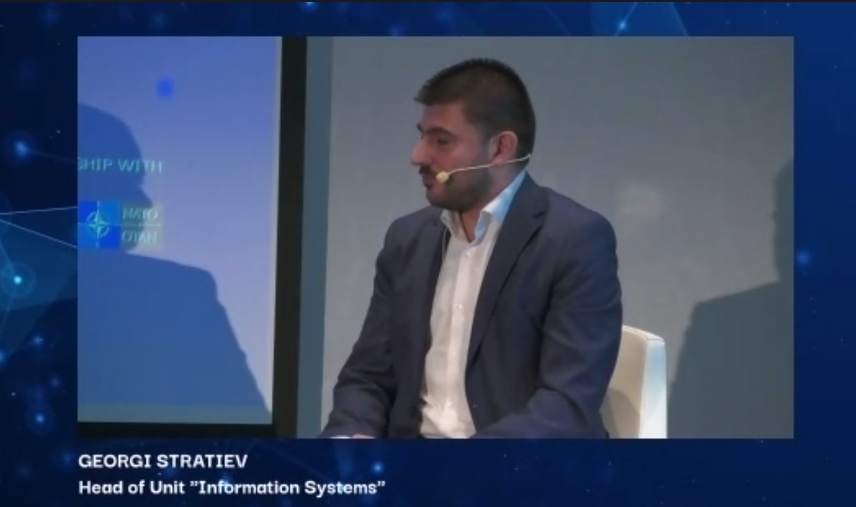 DNA_BG's tweet photo. #GeorgiStratiev Head of Unit "Information Systems" #Bulgaria still lacks various offices in digital government - in #Estonia only three public offices were not digital. https://t.co/TkVX4UZWwB
