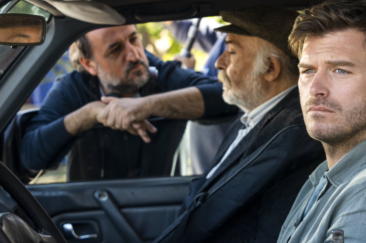 OGMPictures's tweet image. Soldan sağa: @oezcanalper , Settar Tanrıöğen, @kivanctatlitug 
Aşıklar Bayramı sette!
Görüşmek üzere @netflixturkiye