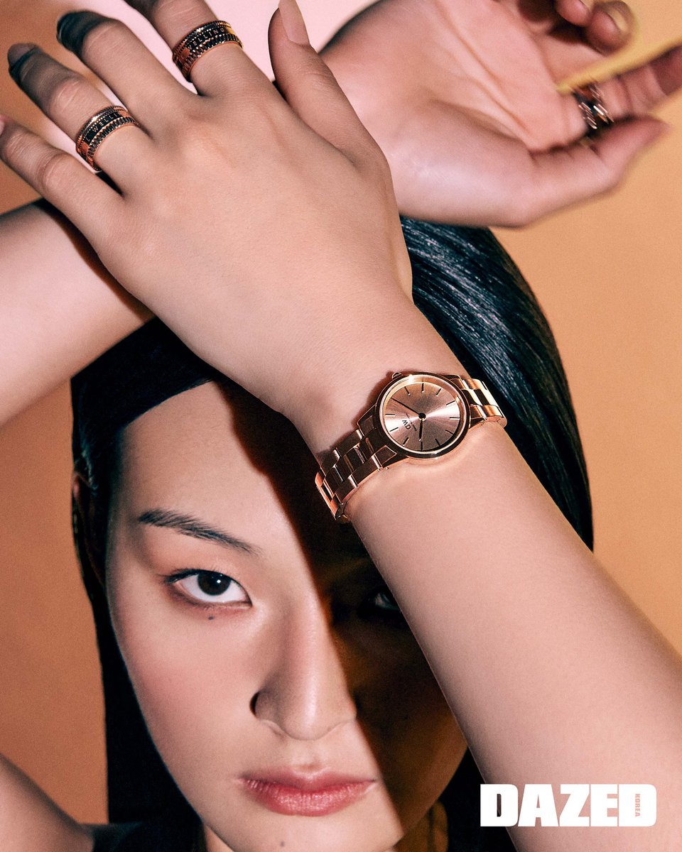DazedKorea's tweet photo. DANIEL WELLINGTON COLOR DIALS #협찬

다채로운 컬러 페이스로 자연의 아름다움을 반영한 다니엘 웰링턴의 새로운 컬렉션 ‘컬러 다이얼COLOR DIALS’.

#다니엘웰링턴 #DanielWellington #컬러다이얼 #COLORDIALS #DWinColor #Dwinkorea https://t.co/gN30cRaIVj