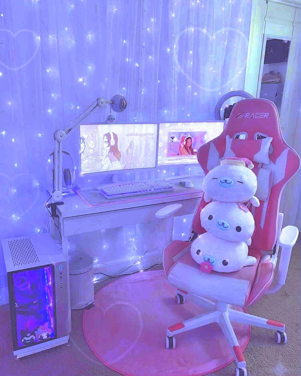 angeerkitchen's tweet photo. 🌸🌸💕Aww, your setup is just getting better and better!!😍 everything is so colorful and cute, ahh I love it so much!💖 🔥🙌
🌈🌈🌈Setup Belongs To @itsadorebabygirl

🌸🌸🌸#stogapink #cute #keyboard #girlssetups https://t.co/TnlQw5BIz5