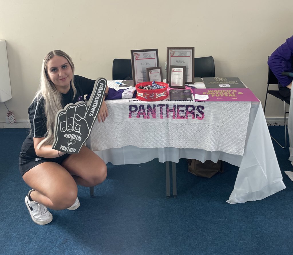 CALLING ALL BALLERS ⚽️ Come and see us at the Freshers Fair in Greynore!