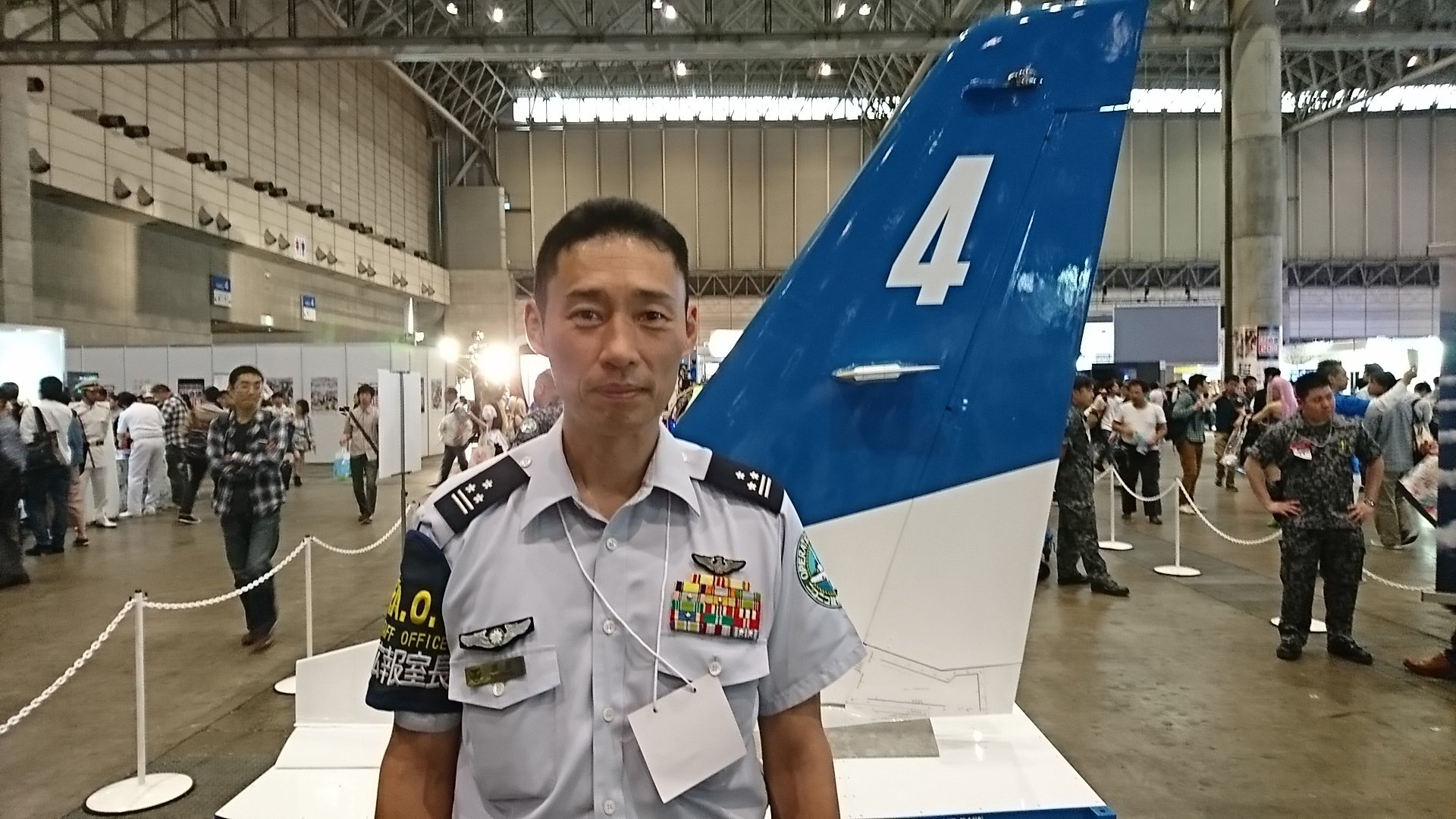 梅シャツ Wattさん 空将補昇任おめでとうございます そして小牧基地司令ですか 第１輸送航空隊司令を命ずる 兼ねて小牧基地司令を命ずる 航空保安管制群司令 空将補 渡部 琢也 令和３年９月３０日付 ブルーインパルス T Co 3q4tr9qrgn