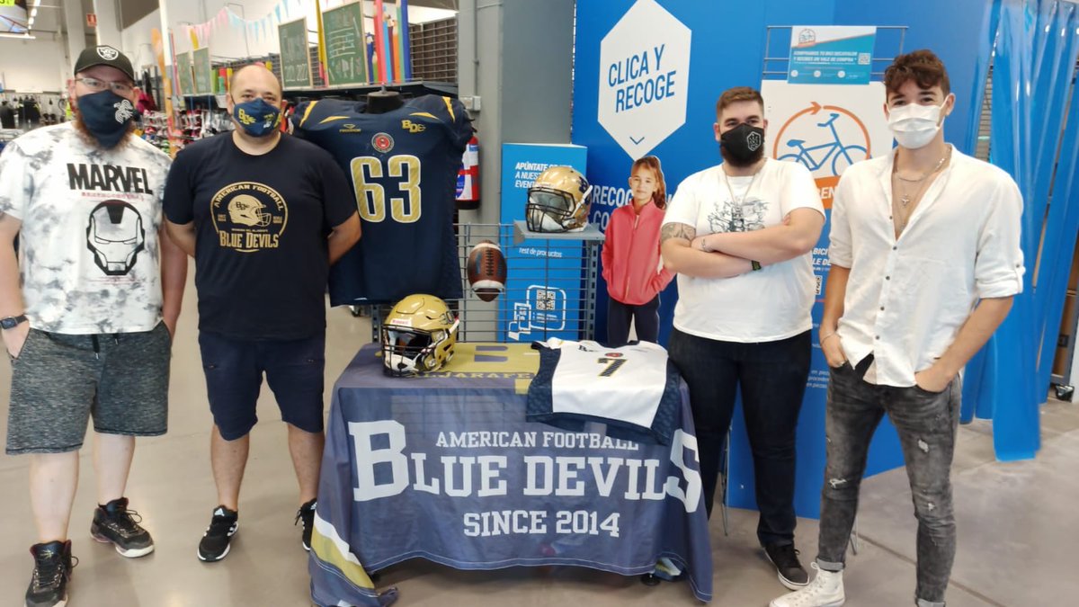 MBlueDevils's tweet photo. Gracias a @decathlones Alavera por su colaboración y a todos los que participaron en el Stand BLUE DEVILS del sábado pasado @MairenaAljarafe @FAFA_Andalucia @FEFA_Spain #Decathlon #Alavera #MairenaDelAljarafe #Sevilla #BlueDevils #BeHardBeDevil https://t.co/9LrXhwYwC8