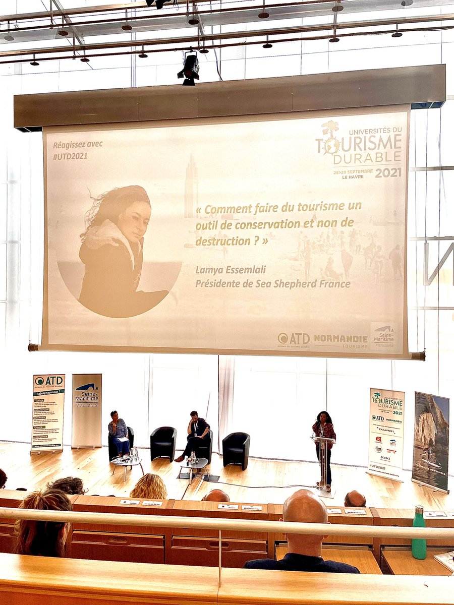En direct des Universités du Tourisme Durable avec Lamya Essemlali, présidente de <a href="/SeaShepherdFran/">Sea Shepherd France</a>. Comment allier tourisme durable et protection des espèces ? Nous devons être des ambassadeurs de la défense de la biodiversité #UTD2021 #seashepherd #tourismedurable