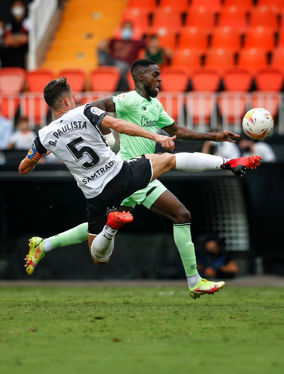 CfAzerbaijan's tweet photo. Qabriel Paulista, çempionatın ilk 7 oyununda iştirak edən yeganə "Valensiya" oyunçusudur.
#valenciacf #valencia #valencialosches #losches #laliga #laligavalencia #spain #valencia🇪🇦 #vamos #amunt #amuntvalencia #valència #valenciacf⚽️ #valencià #vcfcentenari #vcf1919 #vcfmestalla https://t.co/c8RE3LJtAG