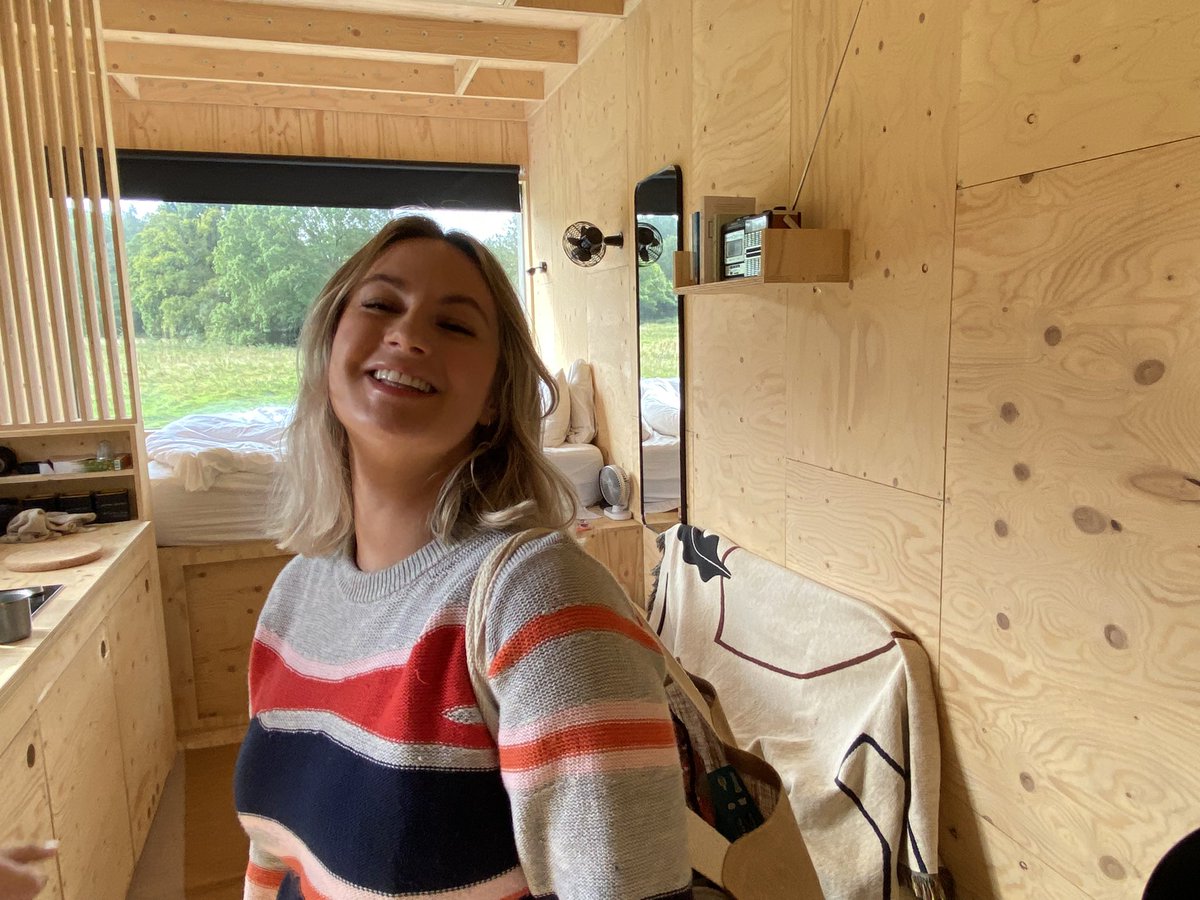 Back online after a 3-day digital detox hiding out in this little cabin 🤳☮️📵