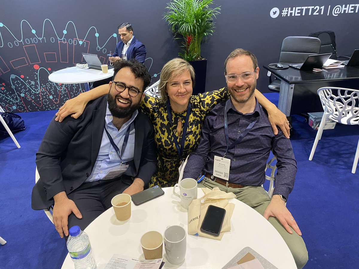 Melanie Martin tweet media